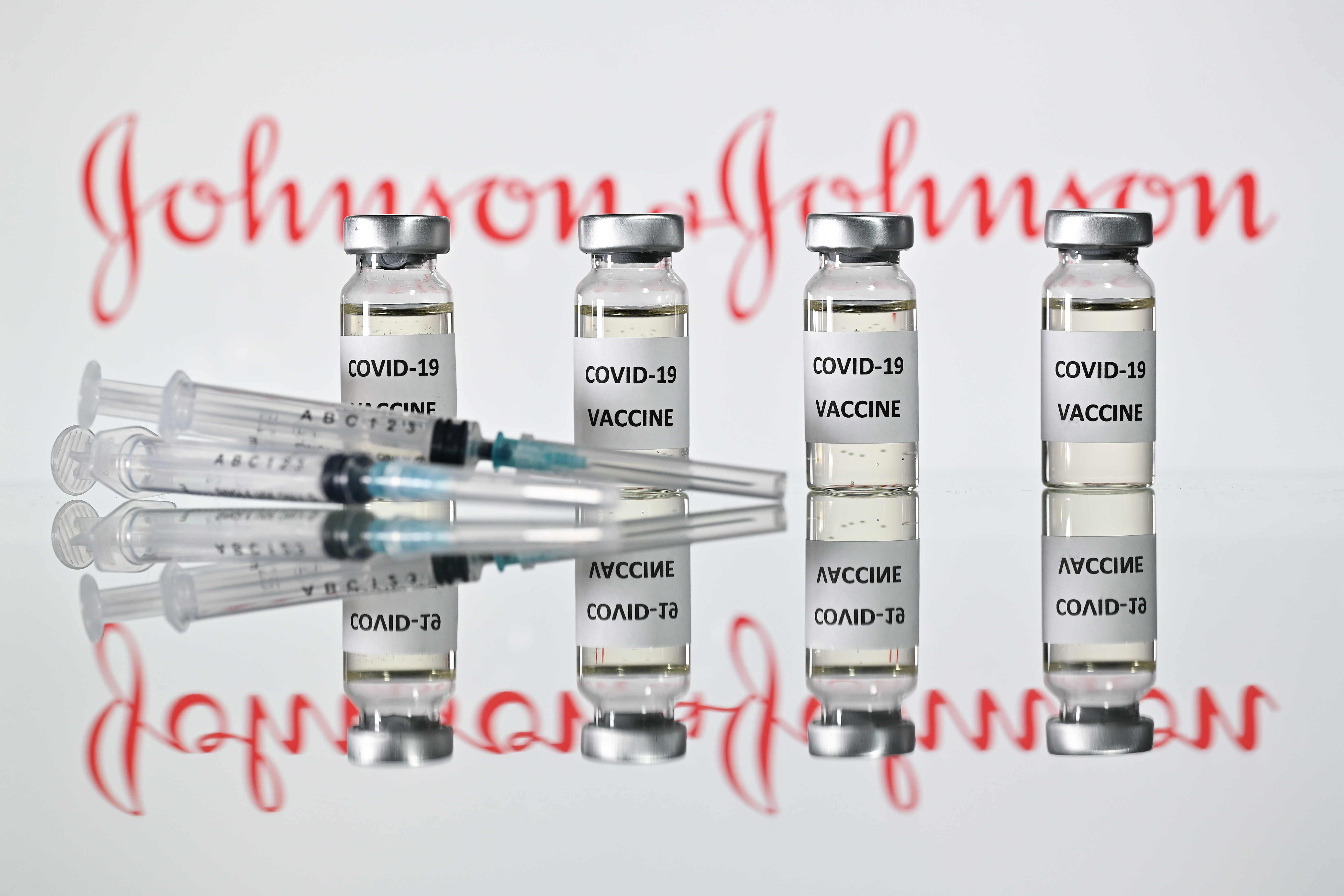 J&J, 'efficacia vaccino anti Covid al 66% dopo 28 giorni'