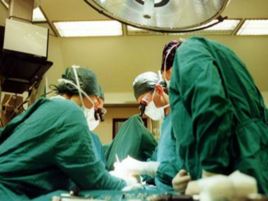 Chirurgia, da Senegal a Roma ricostruita mandibola e asportato tumore da 2 kg
