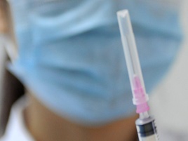 Tumori, 'vaccino' iniettabile li cancella nei topi, in corso test sull'uomo
