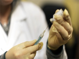 Oms, in Ue meno di un operatore sanitario su 3 si vaccina contro influenza