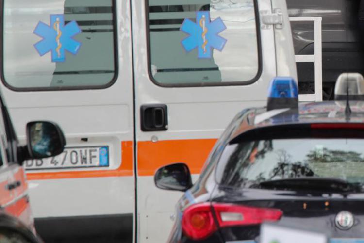 Taranto, picchiato medico in parcheggio ospedale, ricoverato per frattura setto nasale